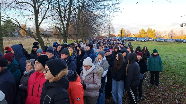Wał-Ruda. Droga Krzyżowa z bł. Karoliną w 111. rocznicę jej męczeńskiej śmierci