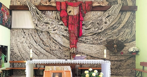 Duchową pustkę może wypełnić tylko Bóg. Na czym polega królowanie Chrystusa?