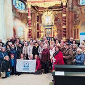 Ok. 100 osób celebrowało 10-lecie modlitewnego dzieła. 