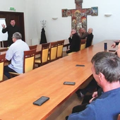 Wykład ks. Piotra Pękula z zakresu liturgii.