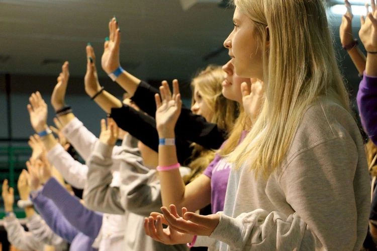 Diecezjalne spotkanie w Ciechanowie jest coroczną propozycją dla młodych, ale w tym roku nabiera wyjątkowego znaczenia – otwiera kilkuletnią  drogę, która zaprowadzi młodzież z Płocka aż do Seulu.