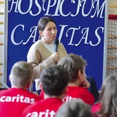 W ramach jubileuszu w szkole odbyło się spotkanie przybliżające działalność Hospicjum dla Dzieci. 