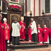 Całoroczne uroczystości jubileuszowe, w których ramach odbywają się comiesięczne nowenny i katechezy, zakończą się 13 grudnia.