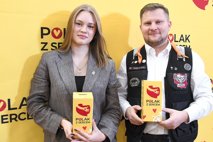  Marysia Panfil przez lata zbierała dary w parafii. Tomasz Rutkowski przewoził je do Ukrainy i podprowadzał transport pod polsko--ukraińską granicę. Oboje zaangażują się w pomoc także w tym roku. 