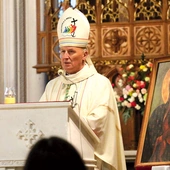 Biskup Marek Solarczyk przewodniczył Eucharystii w radomskiej katedrze. 