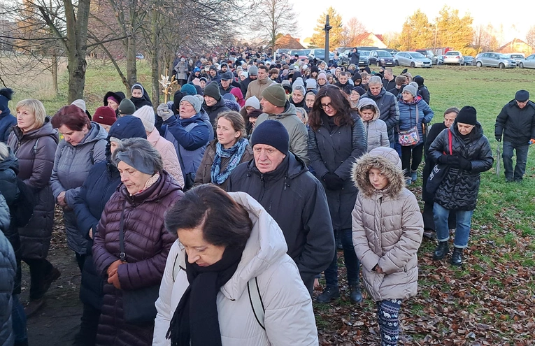 Wał-Ruda. Droga Krzyżowa z bł. Karoliną w 111. rocznicę jej męczeńskiej śmierci