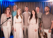 Teobańkologia zaprasza w muzyczną podróż do Betlejem