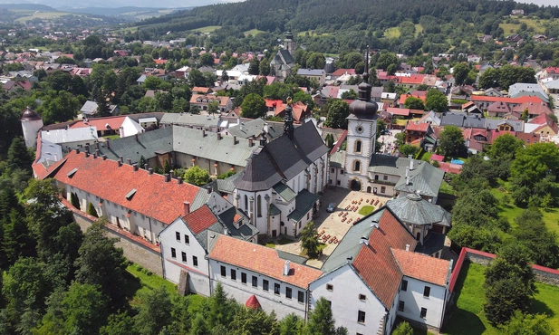 Klasztor klarysek w Starym Sączu, gdzie zamieszkała Jadwiga po koronacji synowej