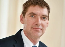 Adam Gorszanów: Polska energetyka na rozdrożu. Eksperci ostrzegają przed skutkami Zielonego Ładu