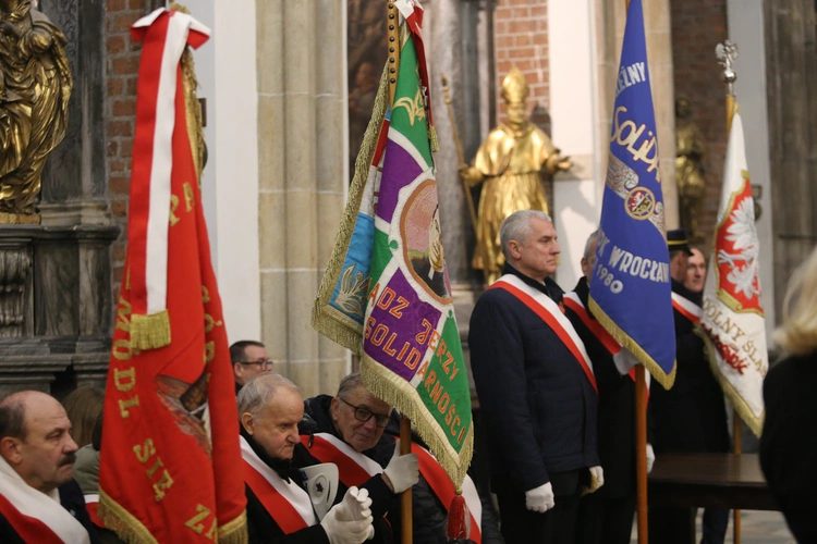 60. rocznica orędzia biskupów polskich do niemieckich - Msza święta