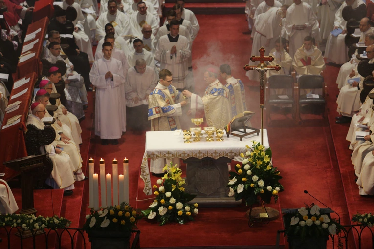 60. rocznica orędzia biskupów polskich do niemieckich - Msza święta
