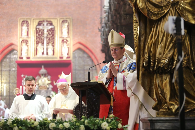 60. rocznica orędzia biskupów polskich do niemieckich - Msza święta