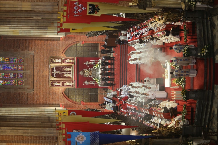 60. rocznica orędzia biskupów polskich do niemieckich - Msza święta