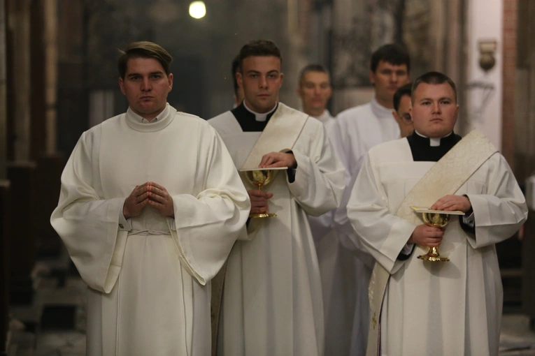 60. rocznica orędzia biskupów polskich do niemieckich - Msza święta