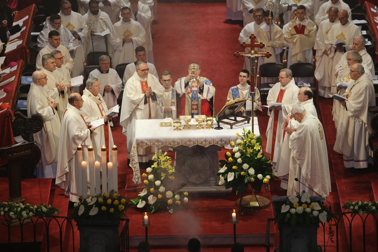 60. rocznica orędzia biskupów polskich do niemieckich - Msza święta