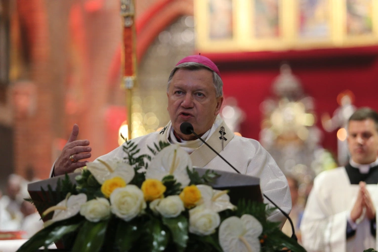 60. rocznica orędzia biskupów polskich do niemieckich - Msza święta