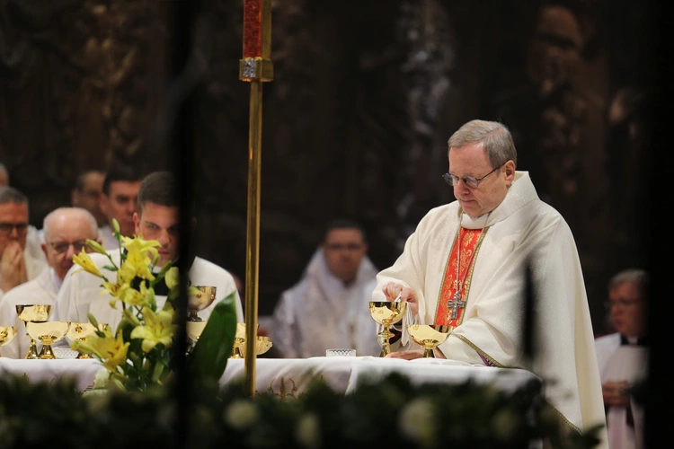60. rocznica orędzia biskupów polskich do niemieckich - Msza święta