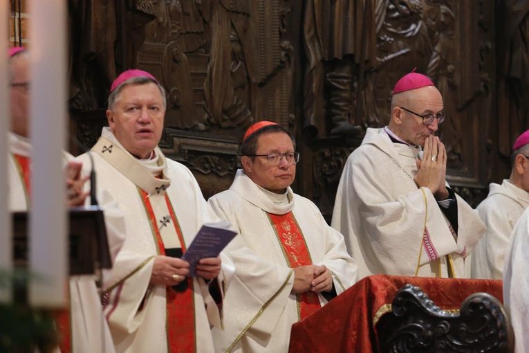 60. rocznica orędzia biskupów polskich do niemieckich - Msza święta