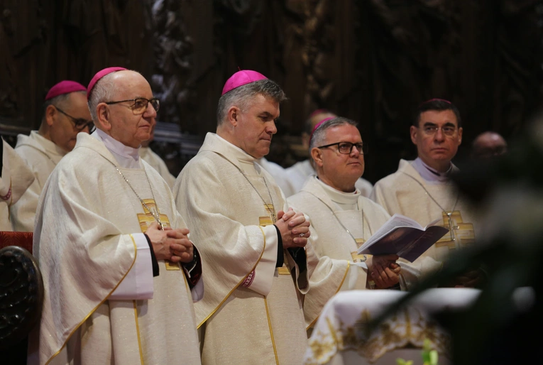 60. rocznica orędzia biskupów polskich do niemieckich - Msza święta