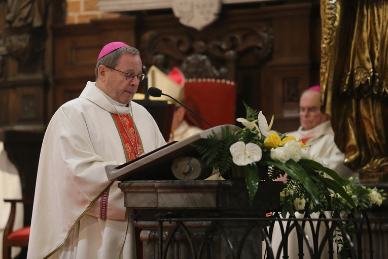 60. rocznica orędzia biskupów polskich do niemieckich - Msza święta