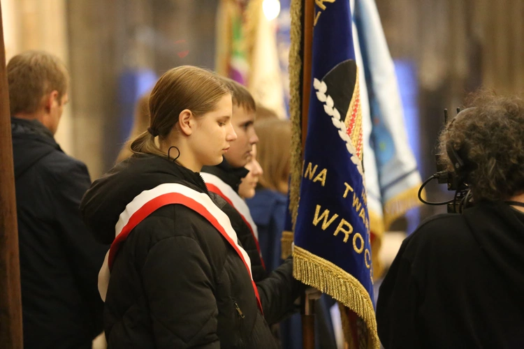 60. rocznica orędzia biskupów polskich do niemieckich - Msza święta