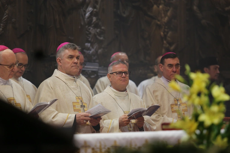 60. rocznica orędzia biskupów polskich do niemieckich - Msza święta