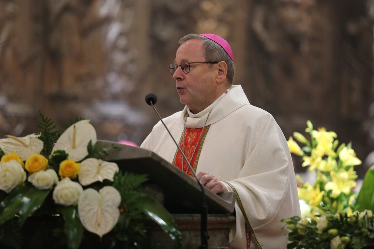 60. rocznica orędzia biskupów polskich do niemieckich - Msza święta