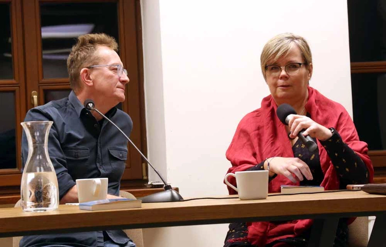 Spotkanie promujące książkę "Kościół ostatnich ławek"