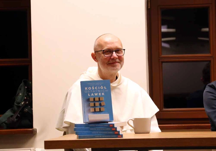 Spotkanie promujące książkę "Kościół ostatnich ławek"