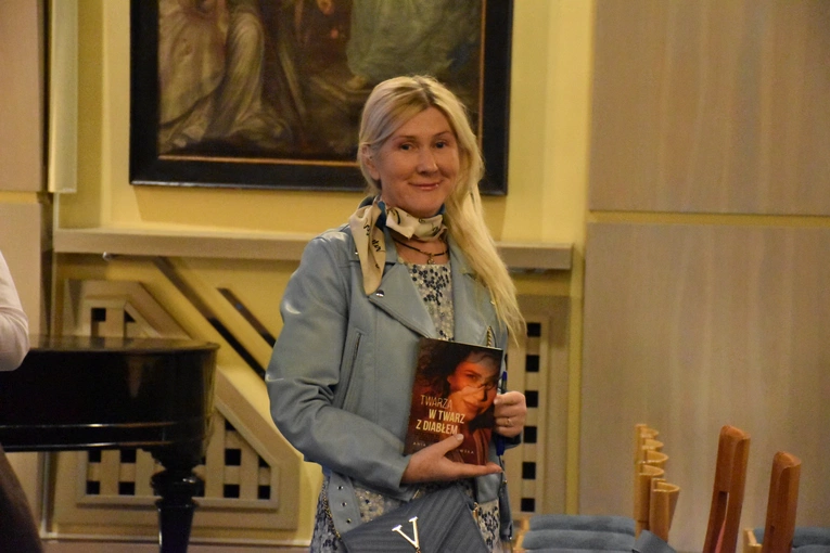 Spotkanie z Anną Golędzinowską