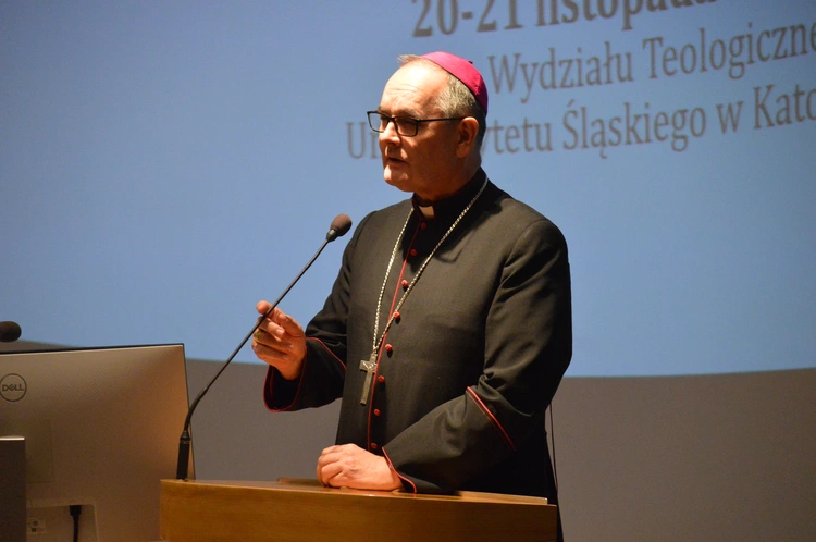 Konferencja z okazji 100-lecia Apostolstwa Chorych - dzień 1.