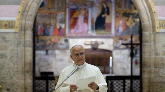 Papież do biskupów w Asyżu: Kościół potrzebuje stale się odnawiać 