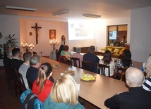 Ku Temu, co Niewidzialne...