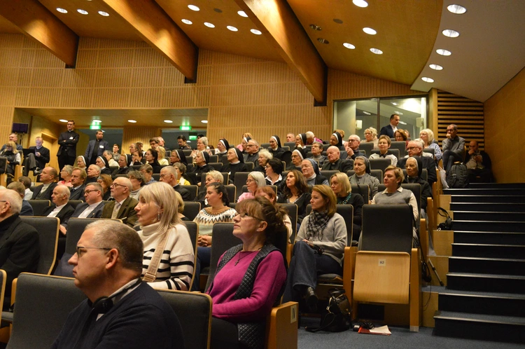 Konferencja z okazji 100-lecia Apostolstwa Chorych - dzień 2.