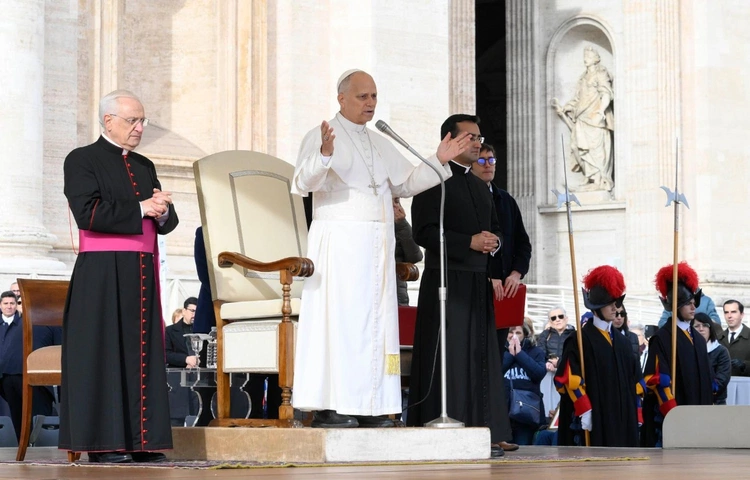 Papież przypomina Polakom przykład bł. Rodziny Ulmów i Heleny Kmieć