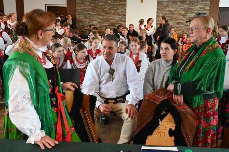 Z regionalizmem za pan brat