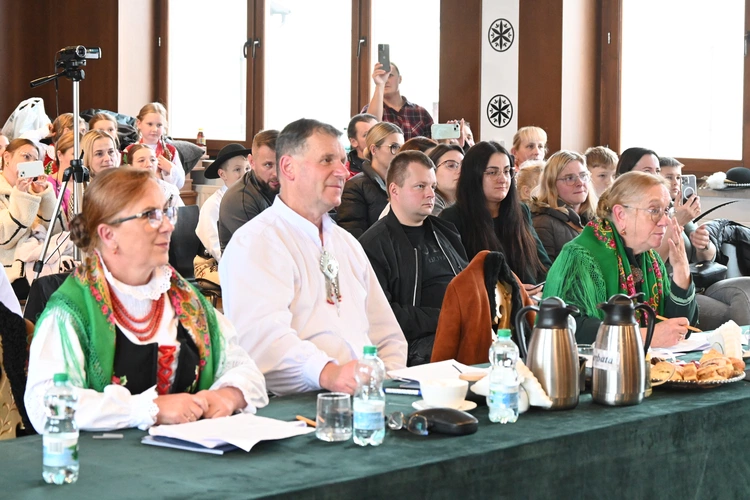 Z regionalizmem za pan brat