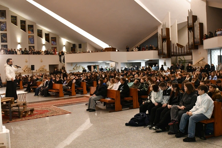 W Zielonej Górze trwa Modlitewny Wieczór Młodych