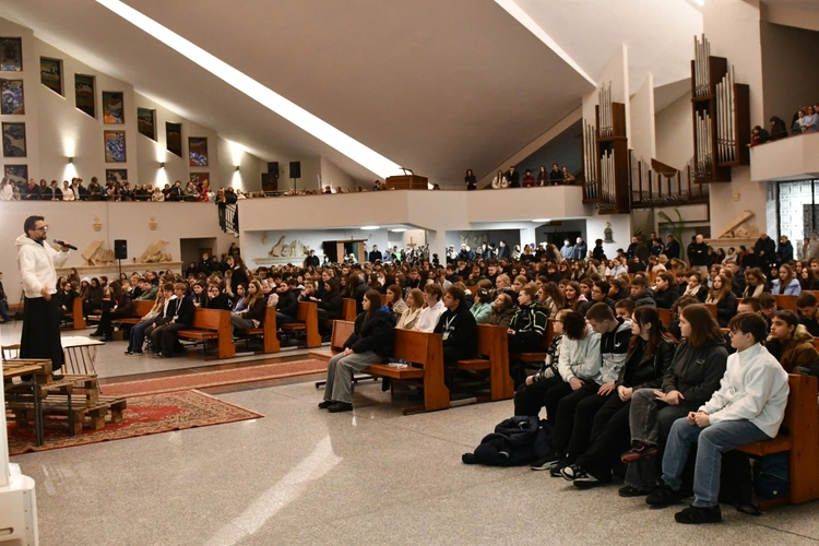 W Zielonej Górze trwa Modlitewny Wieczór Młodych