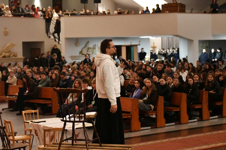 W Zielonej Górze trwa Modlitewny Wieczór Młodych