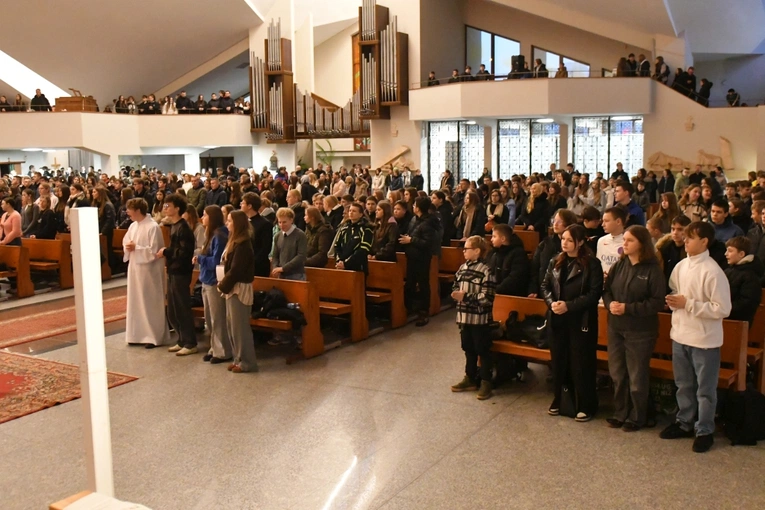 W Zielonej Górze trwa Modlitewny Wieczór Młodych