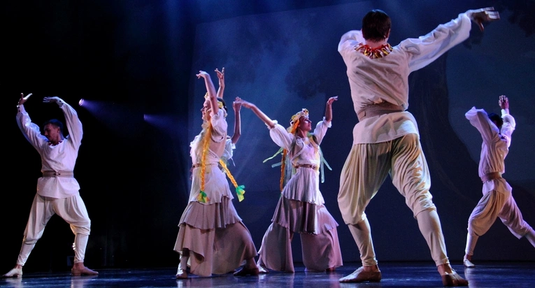 Widowisko "Polska w koronie"