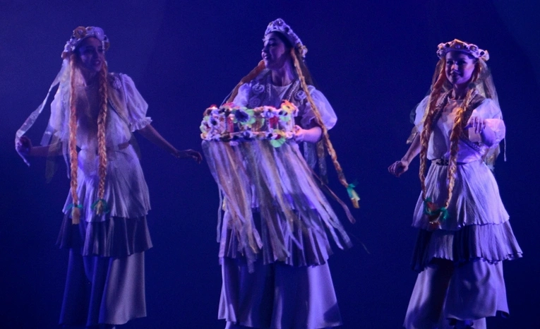 Widowisko "Polska w koronie"