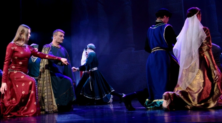 Widowisko "Polska w koronie"