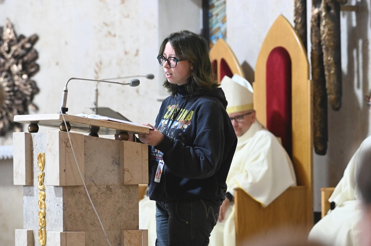 Msza św. z okazji Światowego Dnia Młodzieży