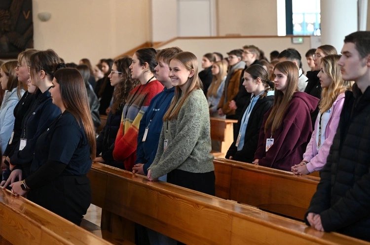Msza św. z okazji Światowego Dnia Młodzieży