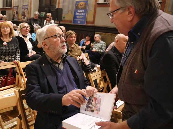 Premiera 7. tomu "Dziejów Polski"