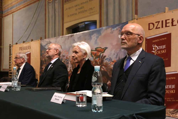 Premiera 7. tomu "Dziejów Polski"