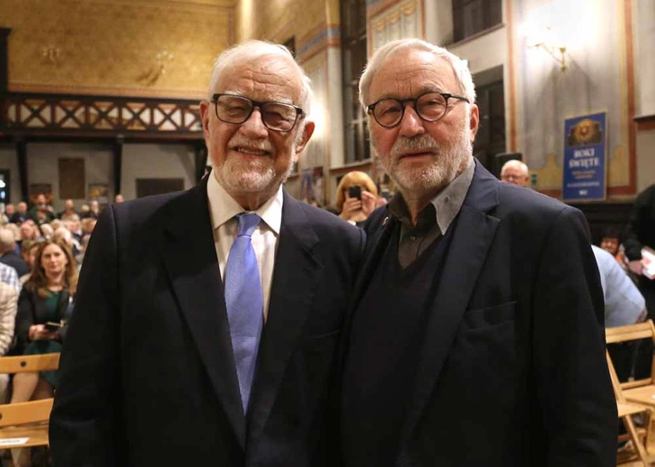 Premiera 7. tomu "Dziejów Polski"