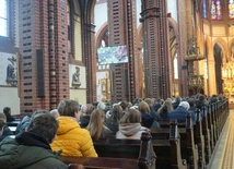 Forum Młodych "Zamysł" - adoracja, modlitwa, uwielbienie